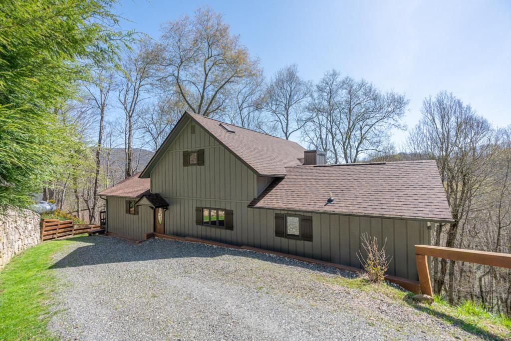 Wolf Ridge Retreat Villa Swiss Buitenkant foto